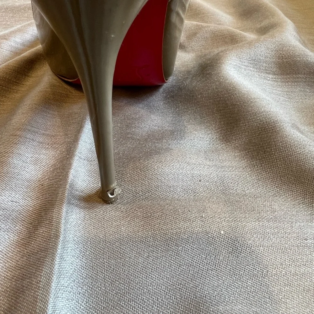 Christian Louboutin Hells. Fair condition - Picture 5 of 9